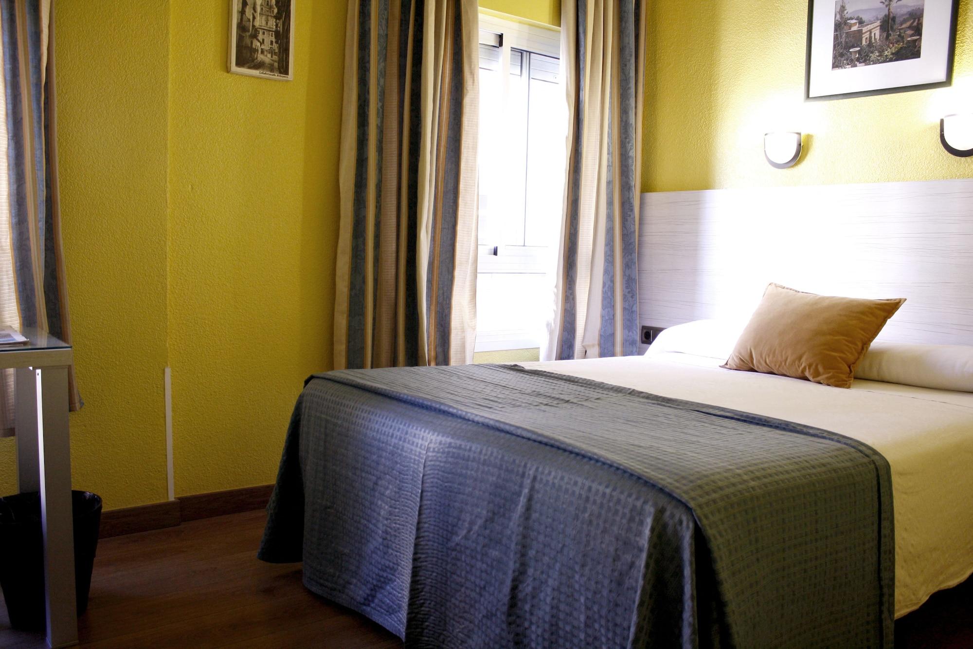 Hotel Universal Мурсия Екстериор снимка