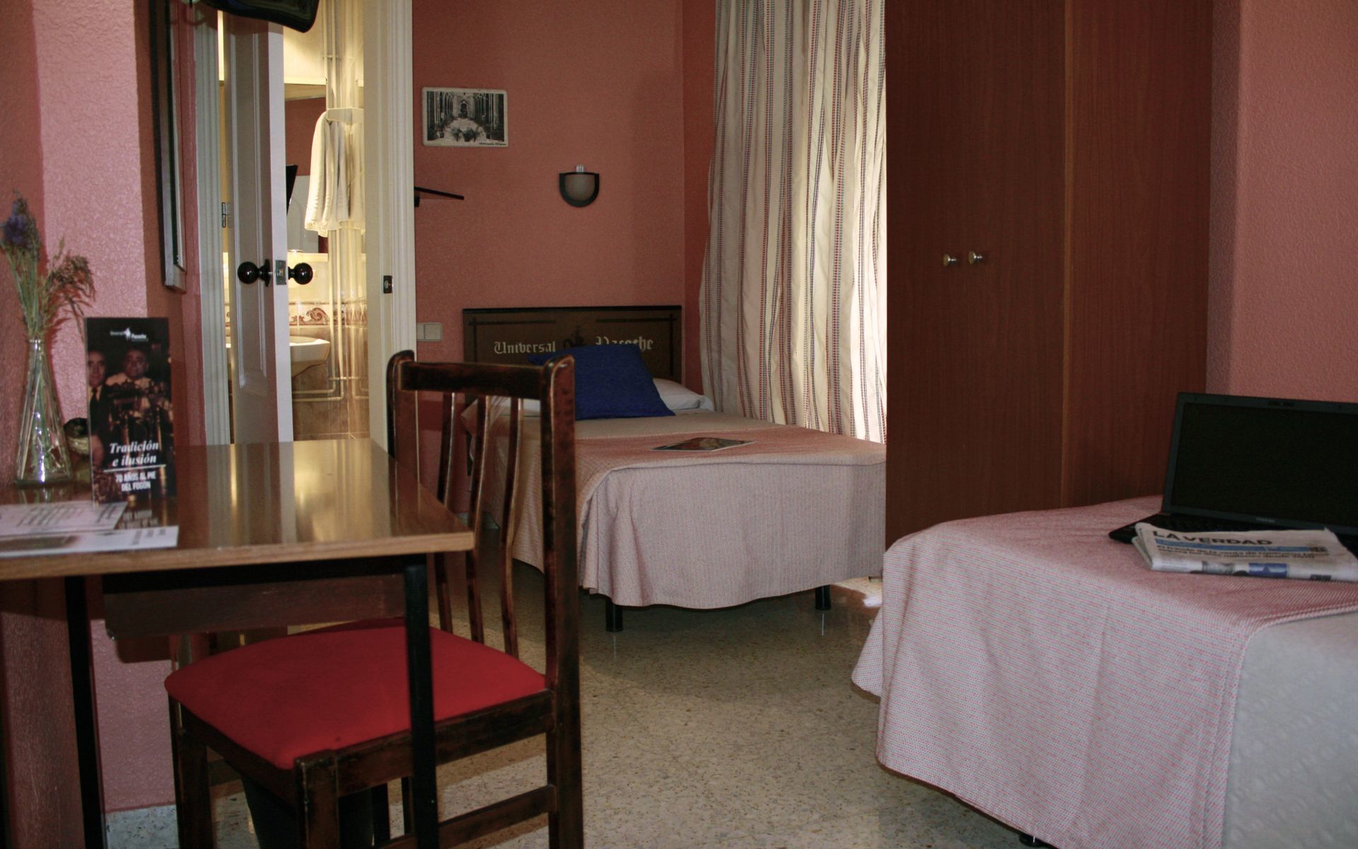 Hotel Universal Мурсия Екстериор снимка